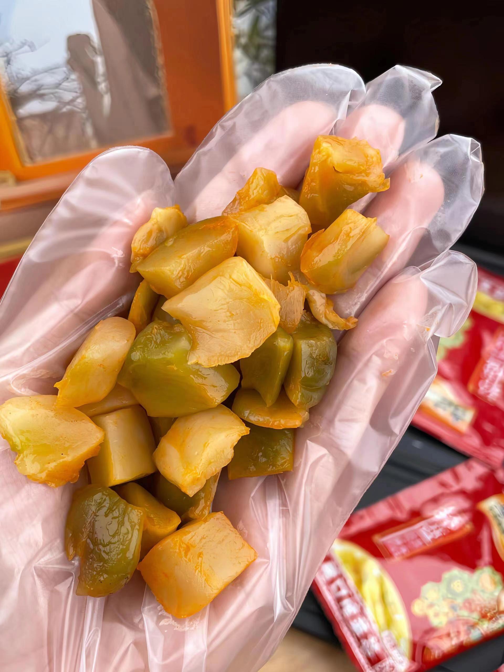 乌江旗舰店:9.9元! 乌江涪陵清淡微辣鲜脆榨菜丝萝卜干30g*10袋咸菜官方旗舰店下饭菜-2